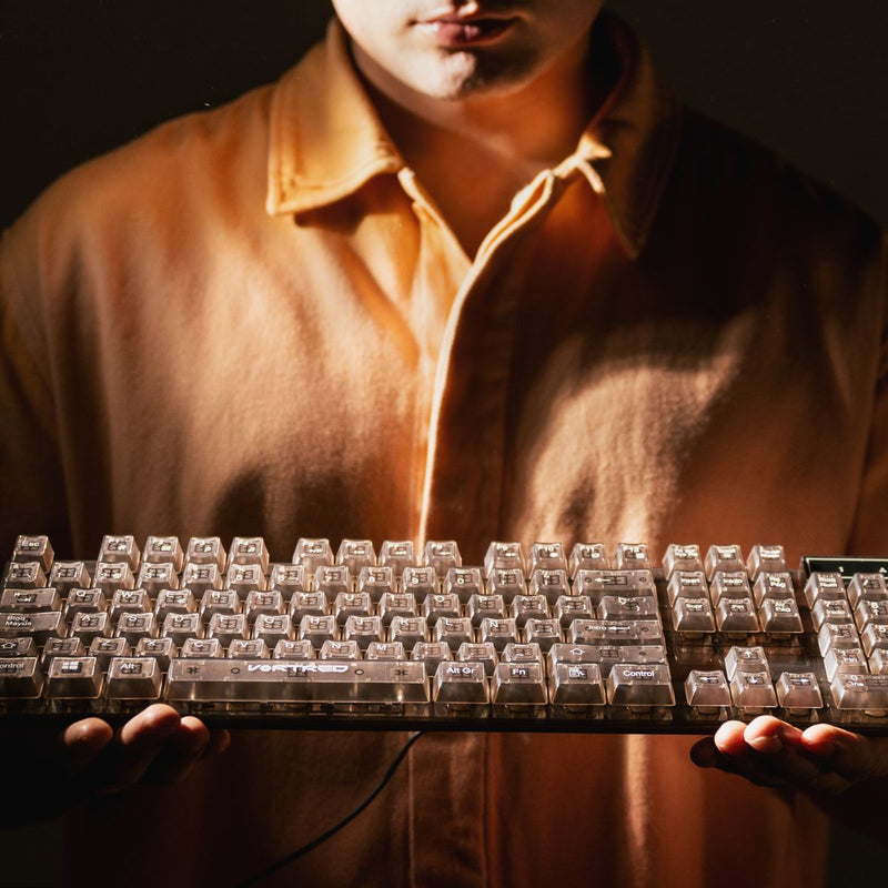 Kit Mouse y Teclado Gamer Alámbrico iluminación RGB Helumo | VORTRED