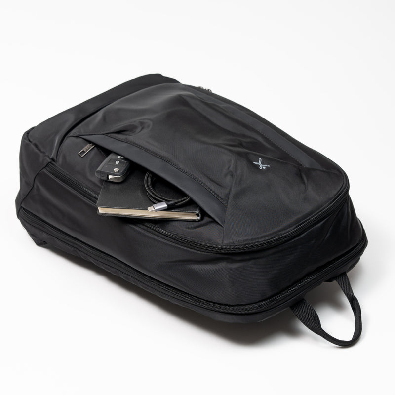 Mochila para Laptop 15.6" Amplia y Material Antiderrames Avana | PERFECT CHOICE